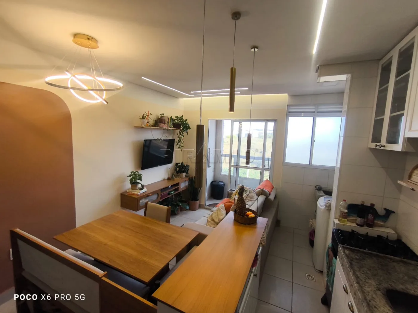 Alugar Apartamento / Padr&atilde;o em Ribeir&atilde;o Preto R$ 2.000,00 - Foto 1