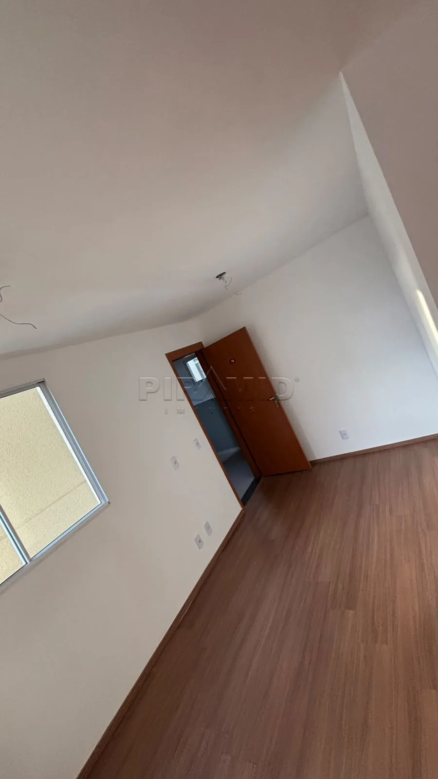 Alugar Apartamento / Padr&atilde;o em Ribeir&atilde;o Preto R$ 900,00 - Foto 5