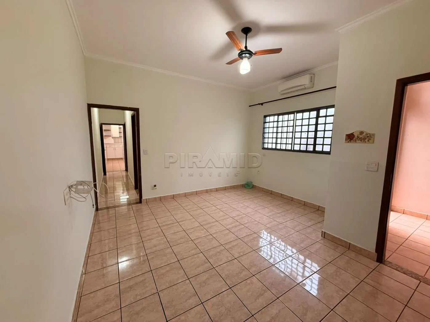 Comprar Casa / Padr&atilde;o em Ribeir&atilde;o Preto R$ 340.000,00 - Foto 3