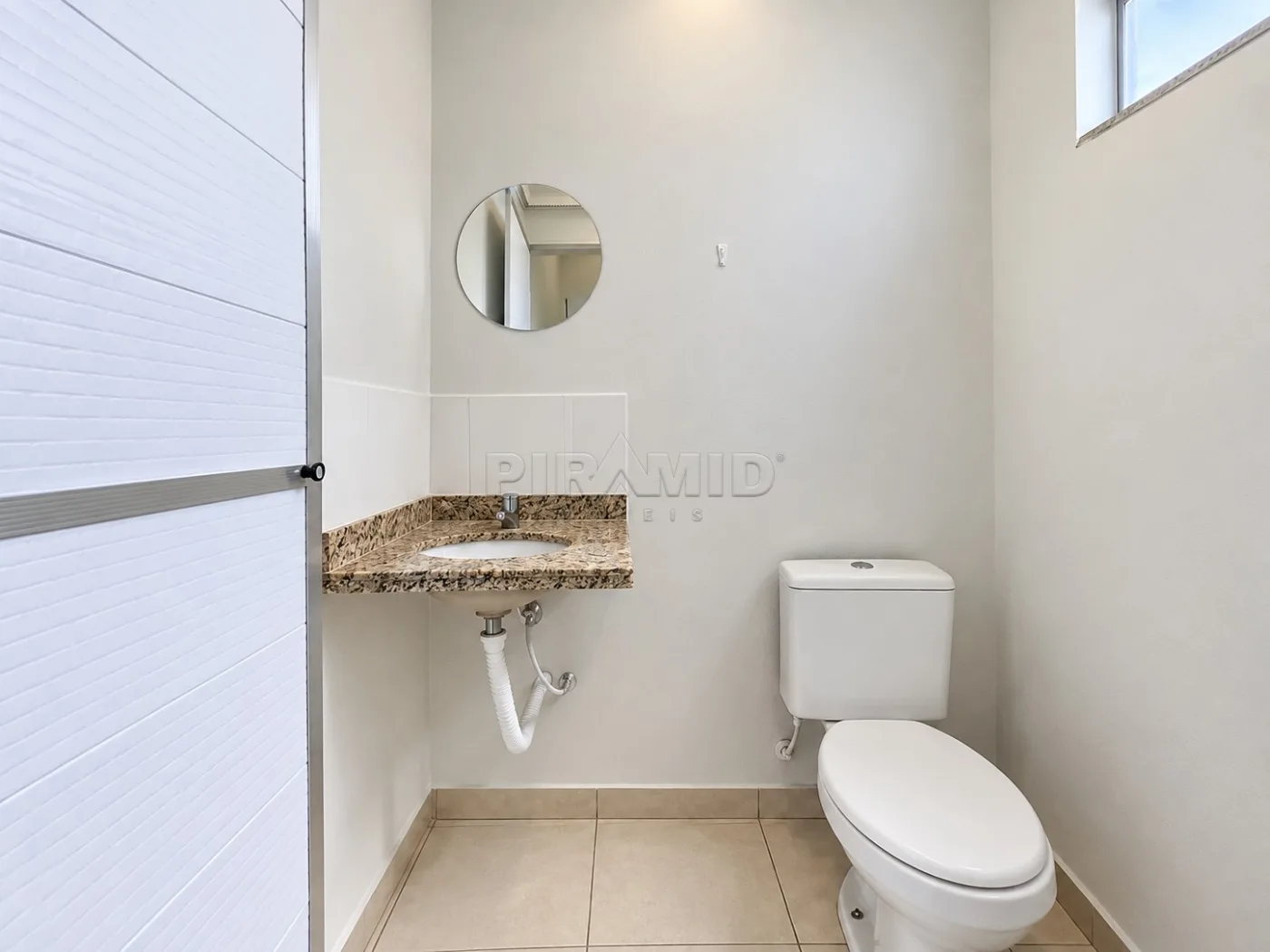 Alugar Comercial / Sala em Ribeir&atilde;o Preto R$ 1.800,00 - Foto 5