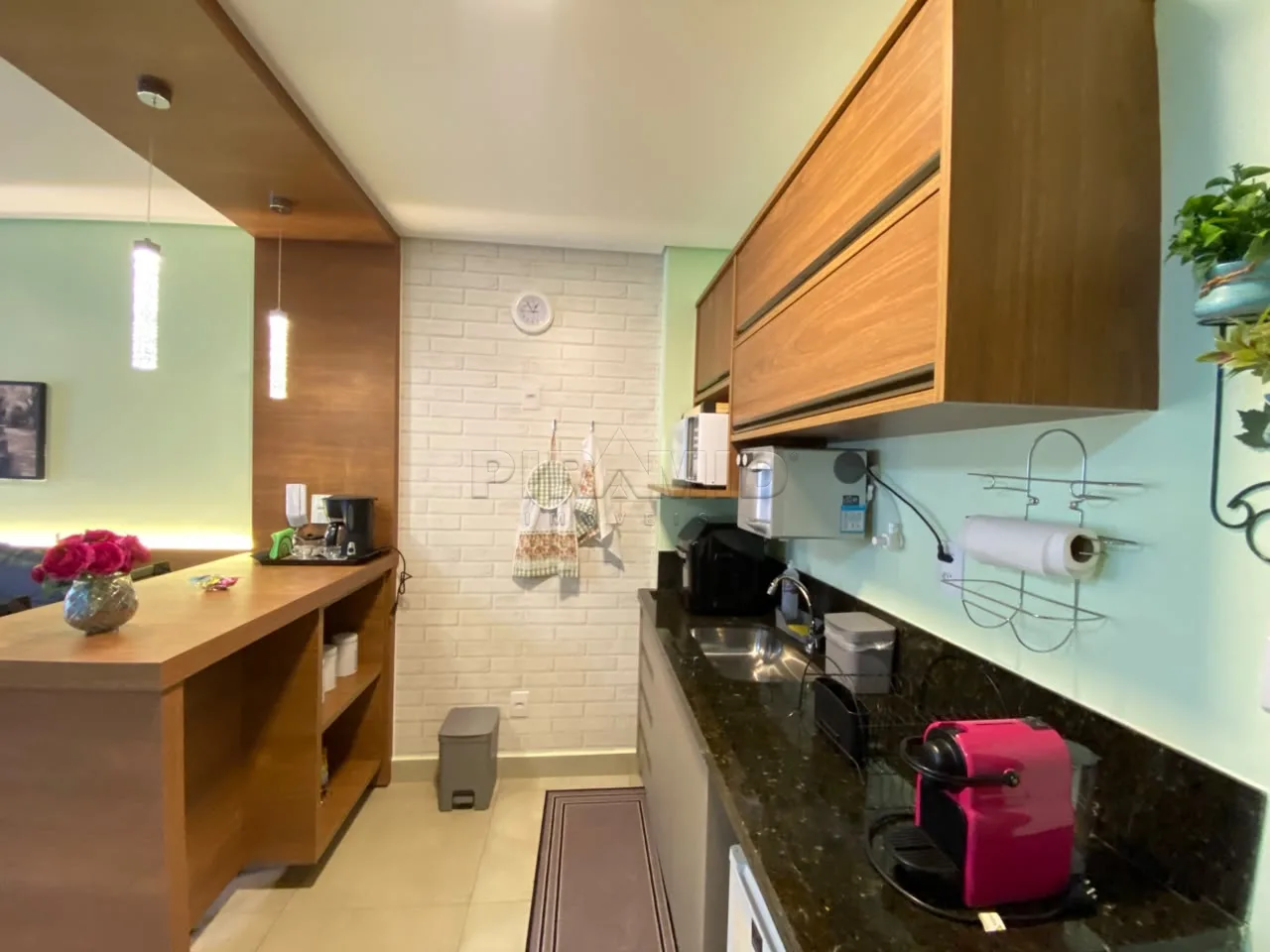 Alugar Apartamento / Padr&atilde;o em Ribeir&atilde;o Preto R$ 2.500,00 - Foto 13