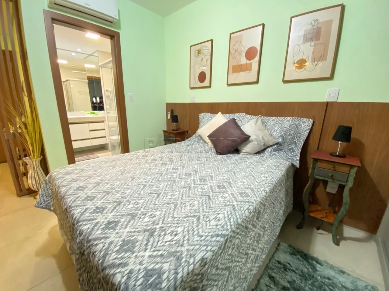 Alugar Apartamento / Padr&atilde;o em Ribeir&atilde;o Preto R$ 2.500,00 - Foto 16