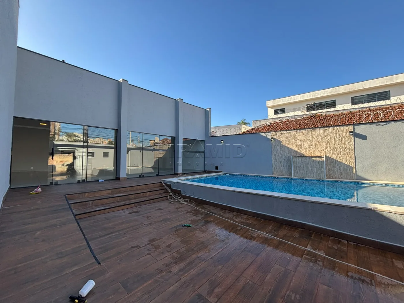 Alugar Casa / Padr&atilde;o em Ribeir&atilde;o Preto R$ 5.350,00 - Foto 2
