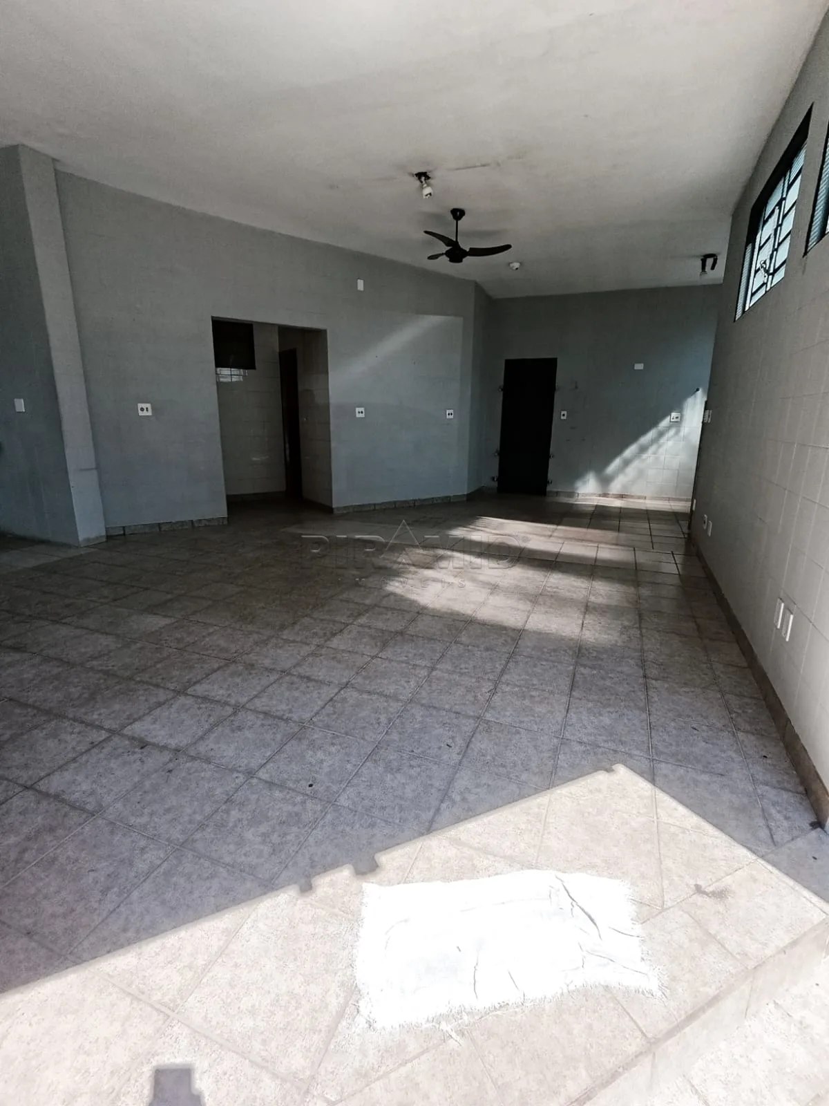 Alugar Comercial / Ponto Comercial em Ribeir&atilde;o Preto R$ 1.300,00 - Foto 2