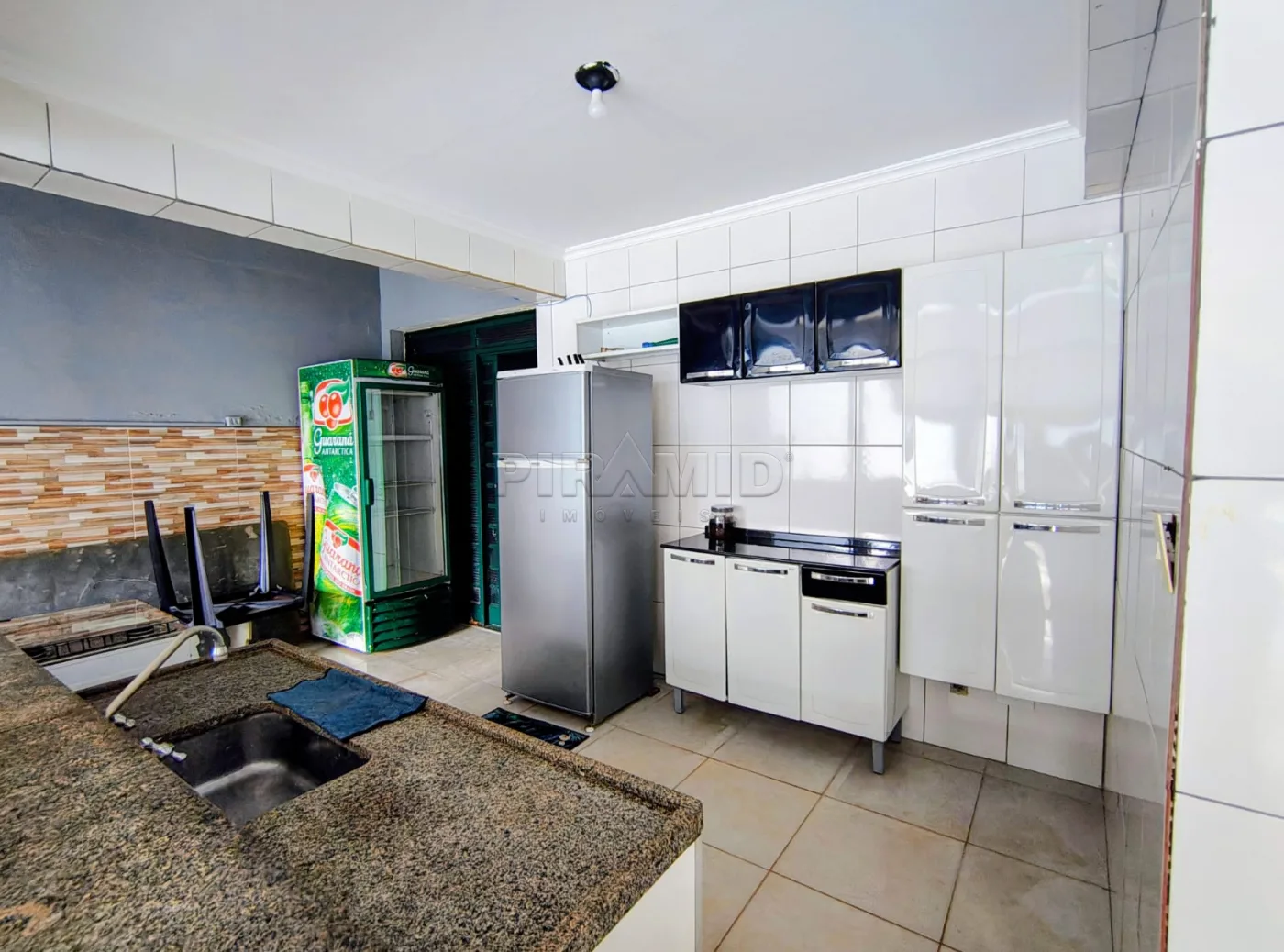 Comprar Casa / Padr&atilde;o em Ribeir&atilde;o Preto R$ 850.000,00 - Foto 21