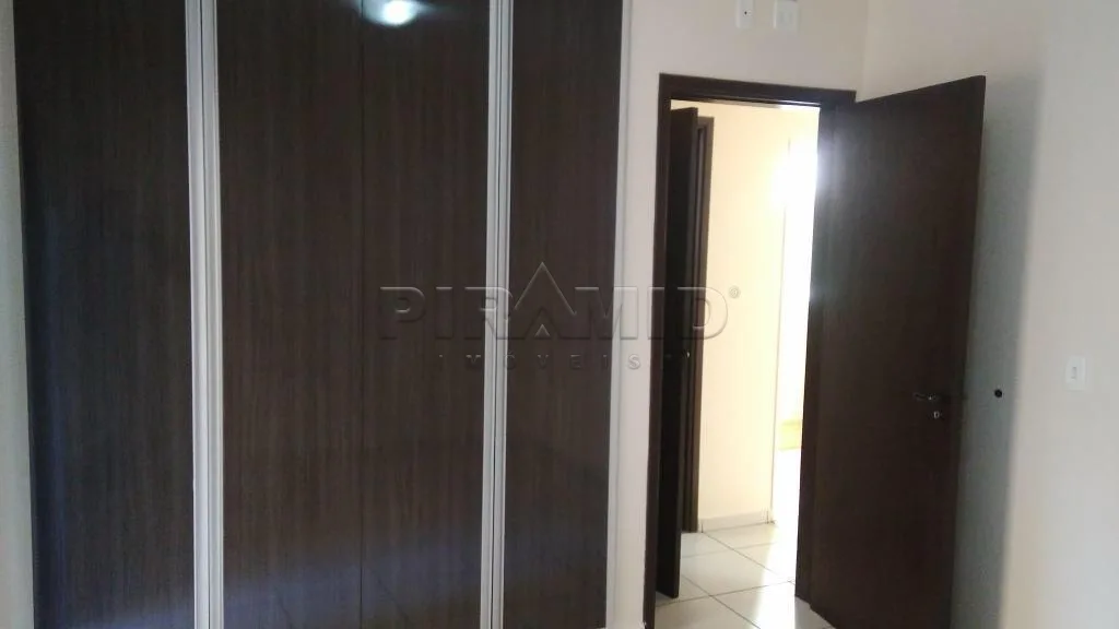 Comprar Apartamento / Padr&atilde;o em Ribeir&atilde;o Preto R$ 235.000,00 - Foto 3
