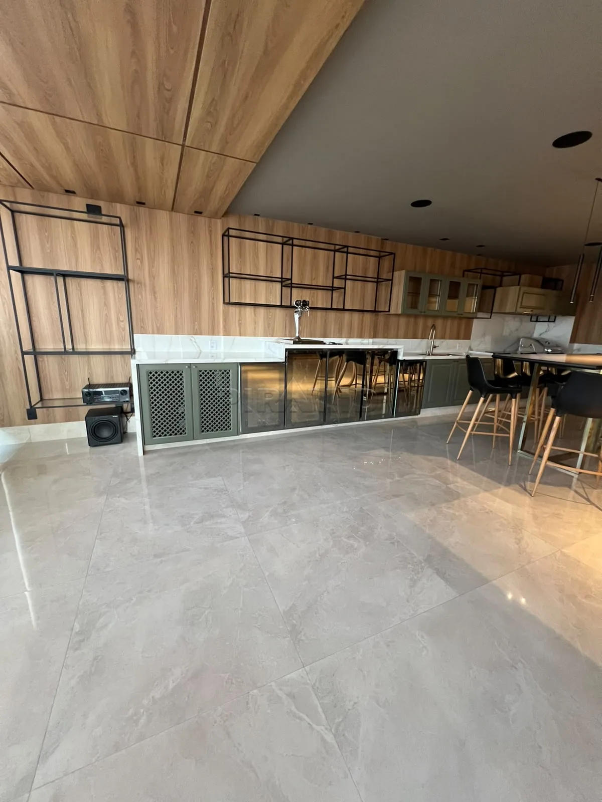 Alugar Apartamento / Padr&atilde;o em Ribeir&atilde;o Preto R$ 22.000,00 - Foto 3
