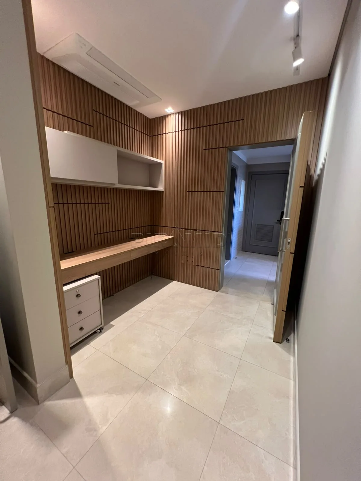 Alugar Apartamento / Padr&atilde;o em Ribeir&atilde;o Preto R$ 22.000,00 - Foto 13