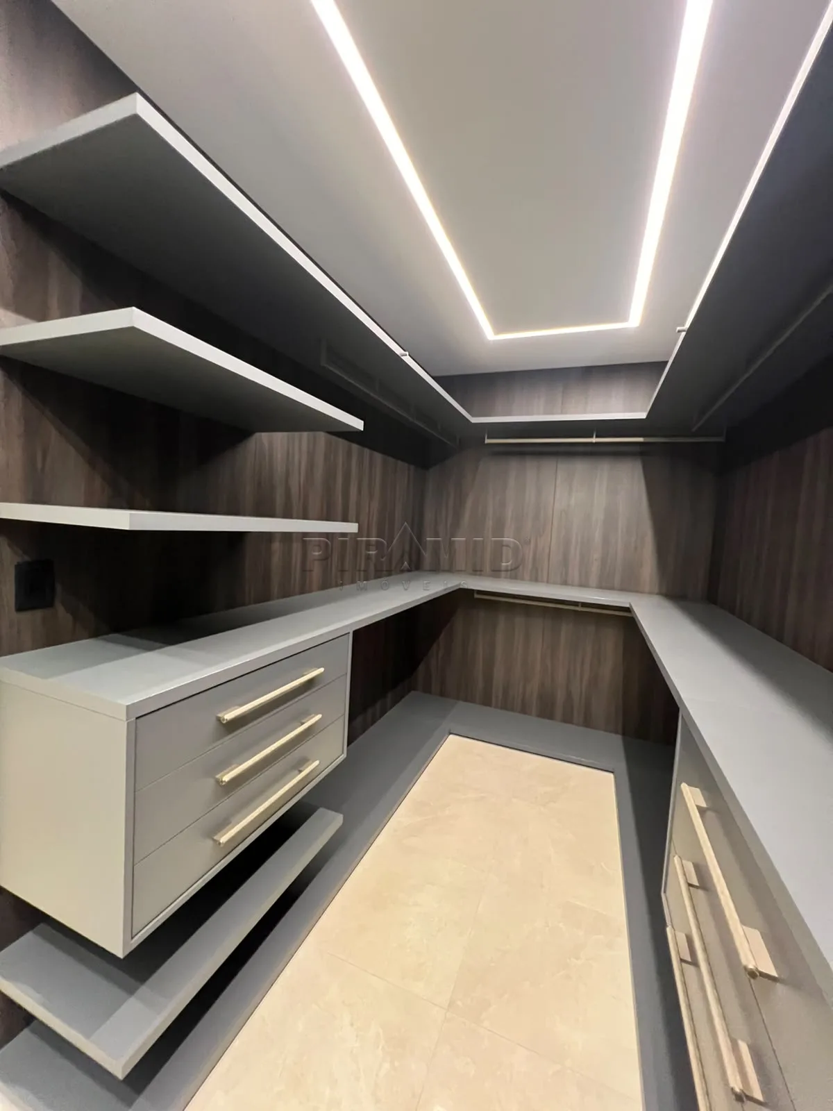 Alugar Apartamento / Padr&atilde;o em Ribeir&atilde;o Preto R$ 22.000,00 - Foto 18