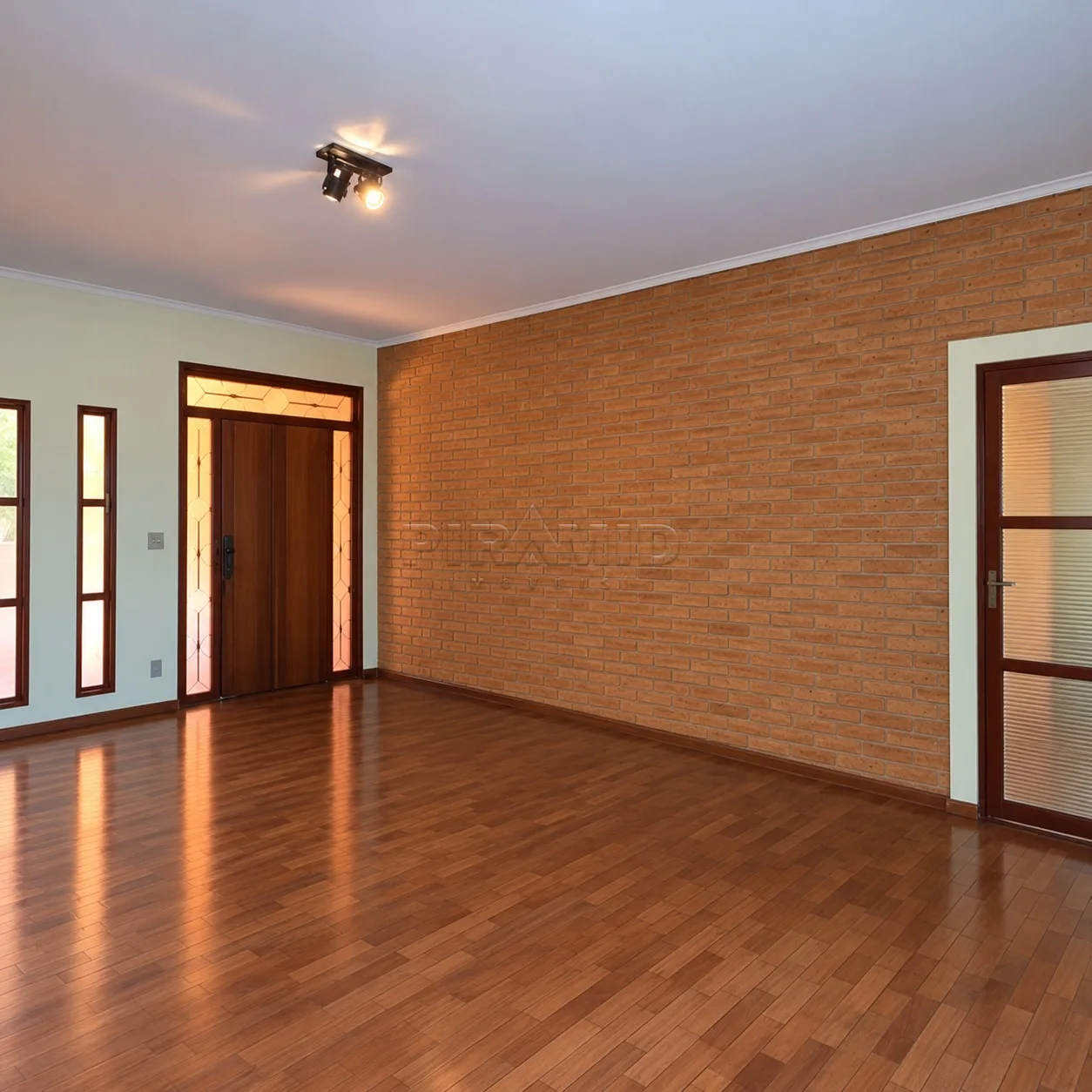 Alugar Casa / Padr&atilde;o em Ribeir&atilde;o Preto R$ 14.500,00 - Foto 2
