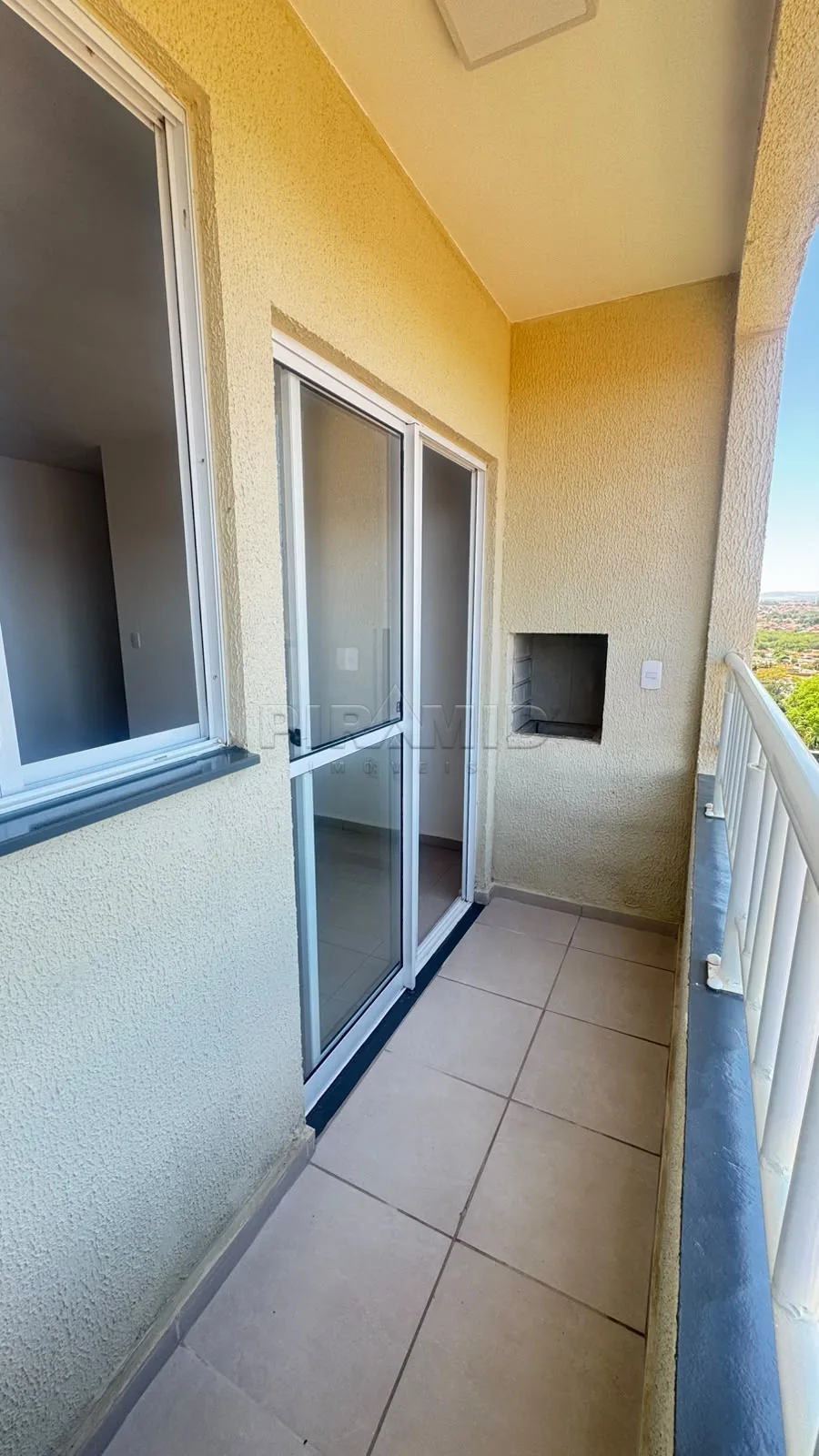 Alugar Apartamento / Padr&atilde;o em Ribeir&atilde;o Preto R$ 1.100,00 - Foto 4