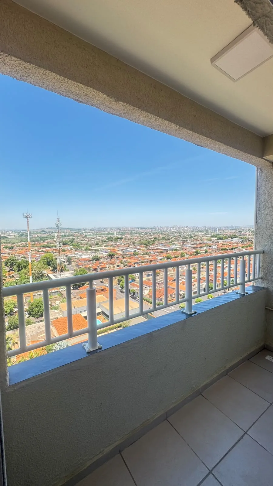 Alugar Apartamento / Padr&atilde;o em Ribeir&atilde;o Preto R$ 1.100,00 - Foto 5