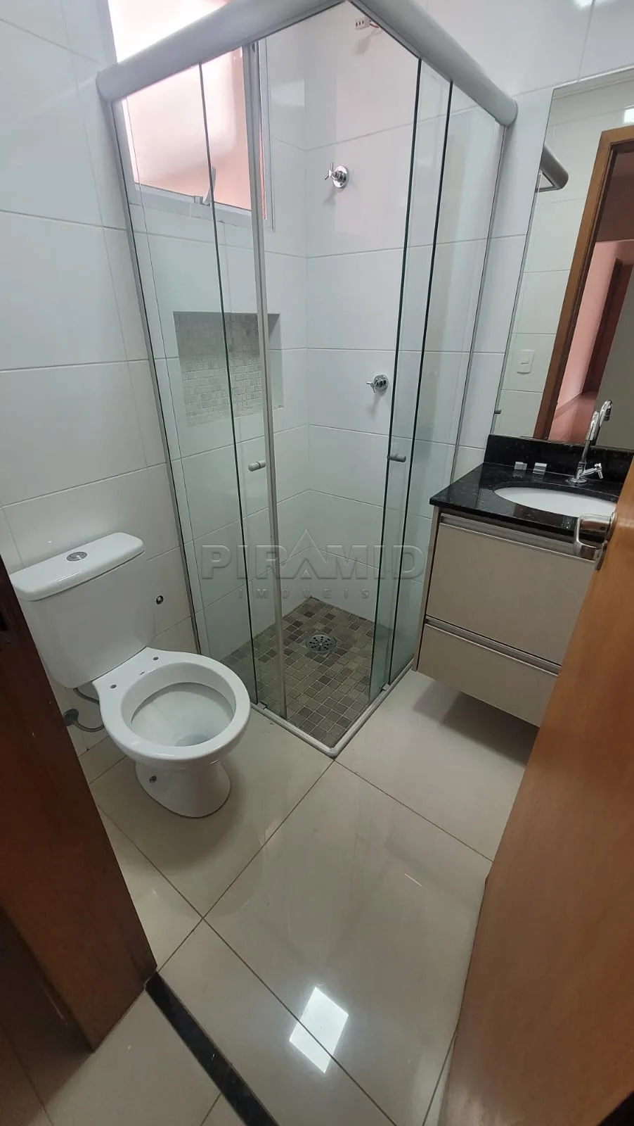 Alugar Apartamento / Padr&atilde;o em Ribeir&atilde;o Preto R$ 1.800,00 - Foto 6