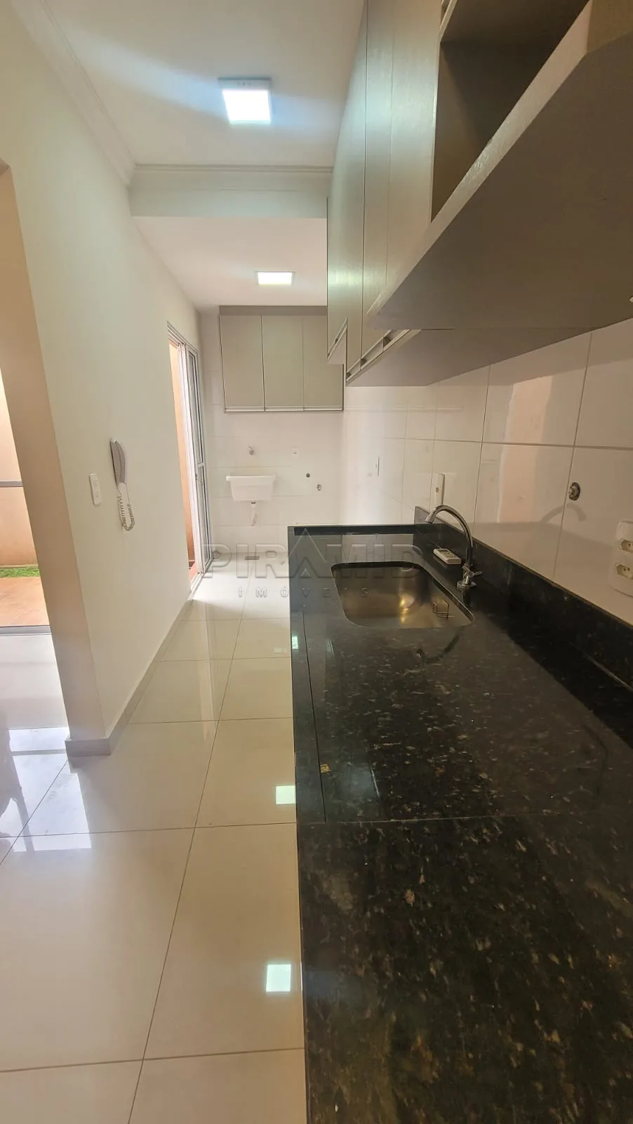 Alugar Apartamento / Padr&atilde;o em Ribeir&atilde;o Preto R$ 1.800,00 - Foto 13