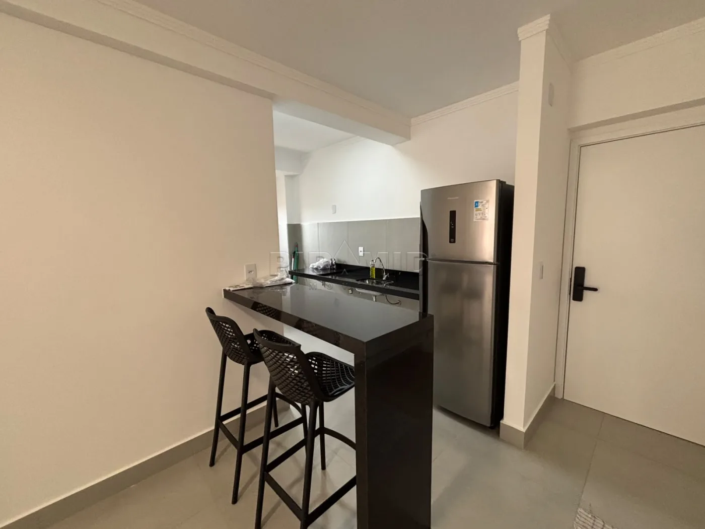 Alugar Apartamento / Padr&atilde;o em Ribeir&atilde;o Preto R$ 4.000,00 - Foto 9