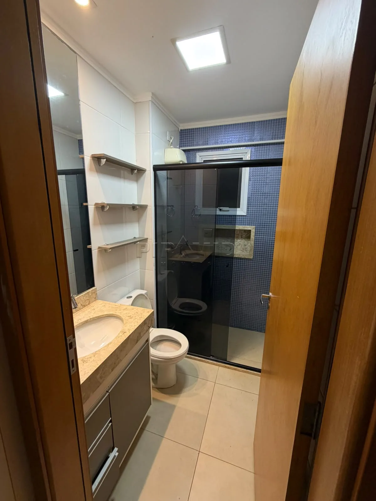 Alugar Apartamento / Padr&atilde;o em Ribeir&atilde;o Preto R$ 2.000,00 - Foto 3