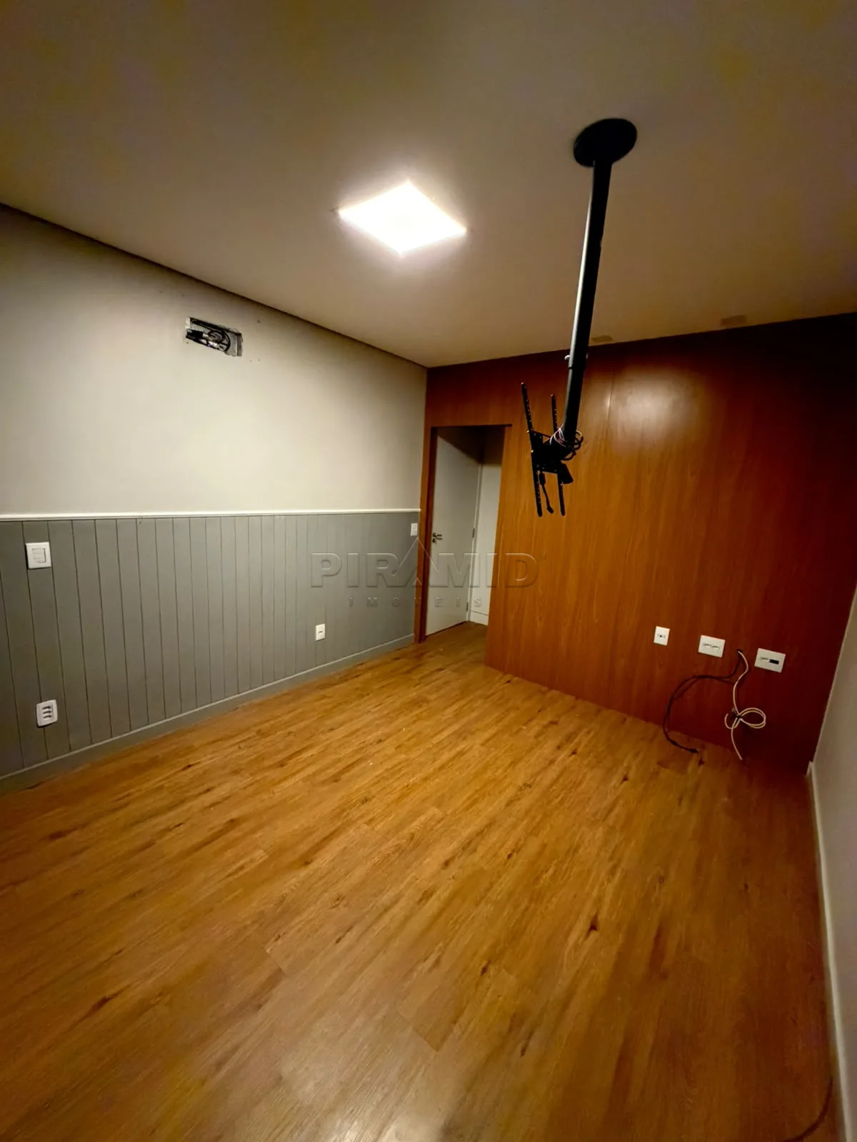 Alugar Apartamento / Padr&atilde;o em Ribeir&atilde;o Preto R$ 2.000,00 - Foto 7