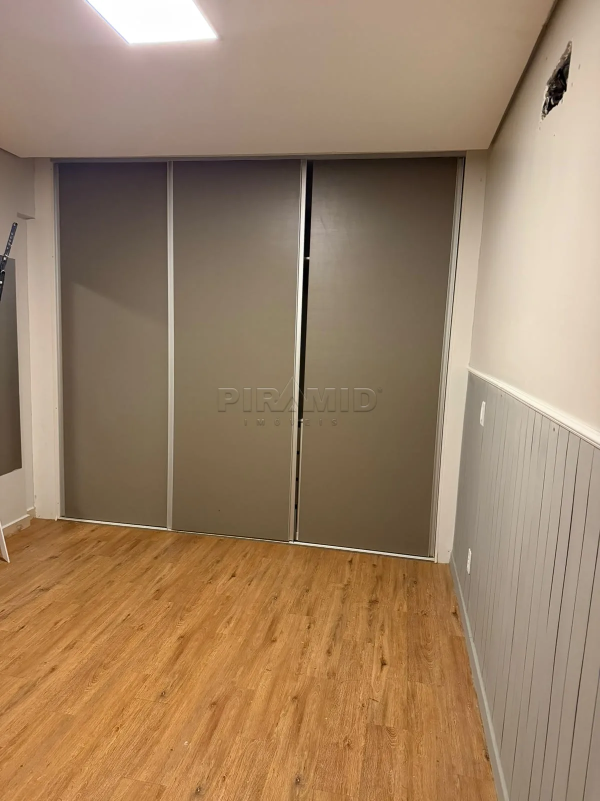 Alugar Apartamento / Padr&atilde;o em Ribeir&atilde;o Preto R$ 2.000,00 - Foto 9