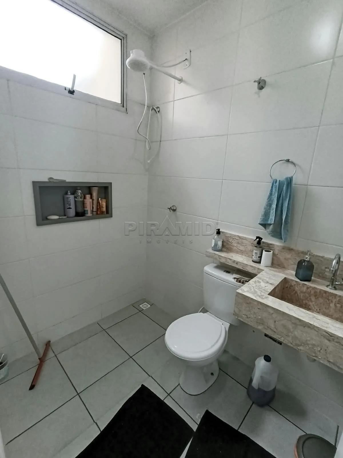 Alugar Casa / Padr&atilde;o em Ribeir&atilde;o Preto R$ 1.100,00 - Foto 8