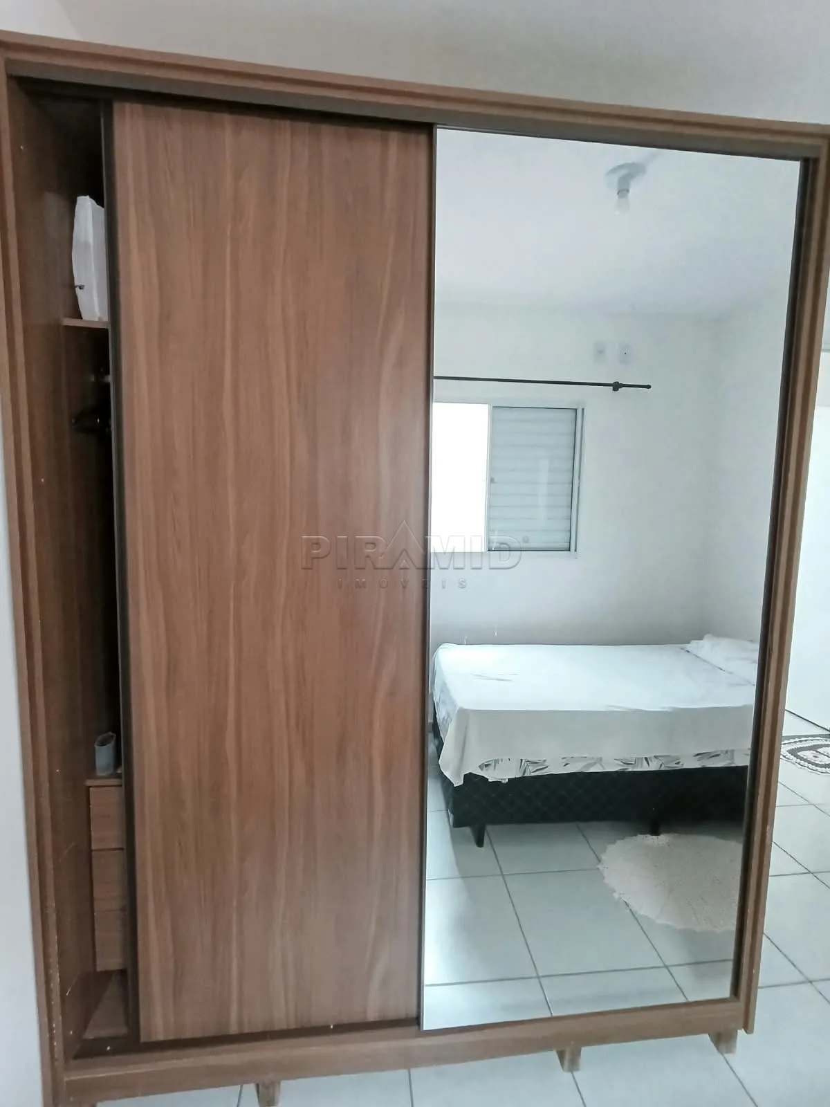 Alugar Casa / Padr&atilde;o em Ribeir&atilde;o Preto R$ 1.100,00 - Foto 9