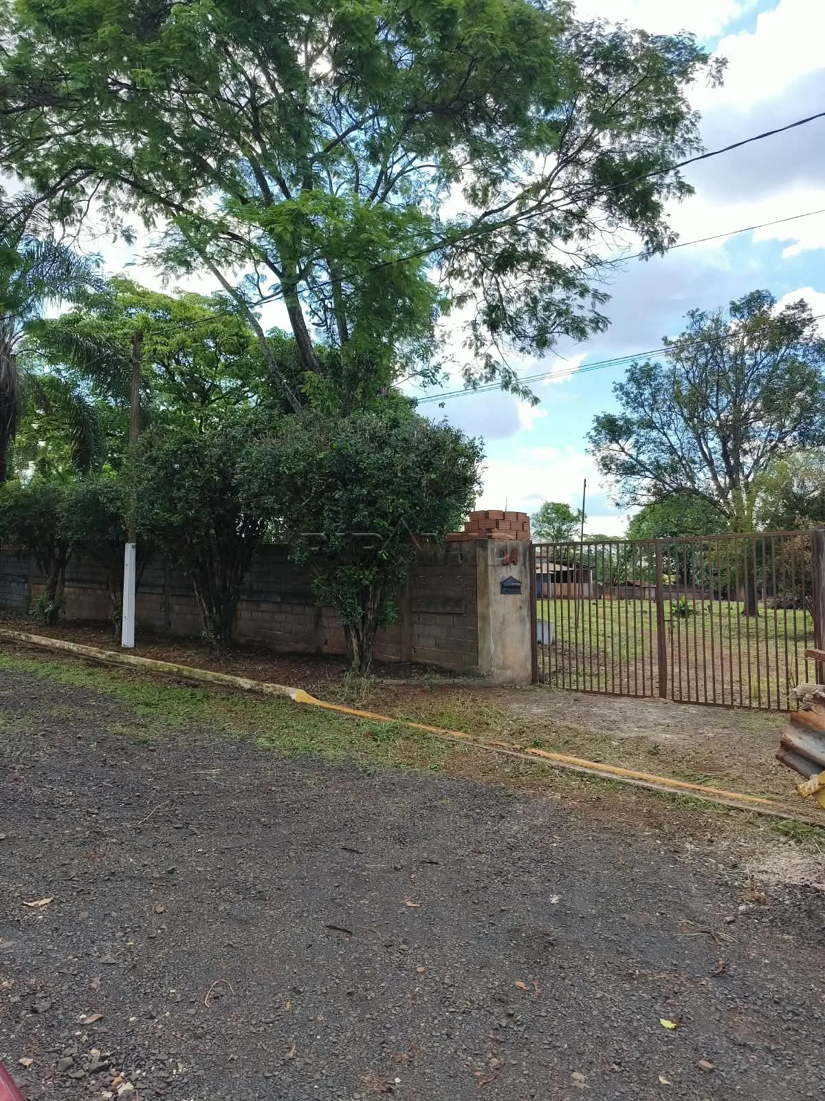 Alugar Casa / Condom&iacute;nio em Ribeir&atilde;o Preto R$ 1.600,00 - Foto 2