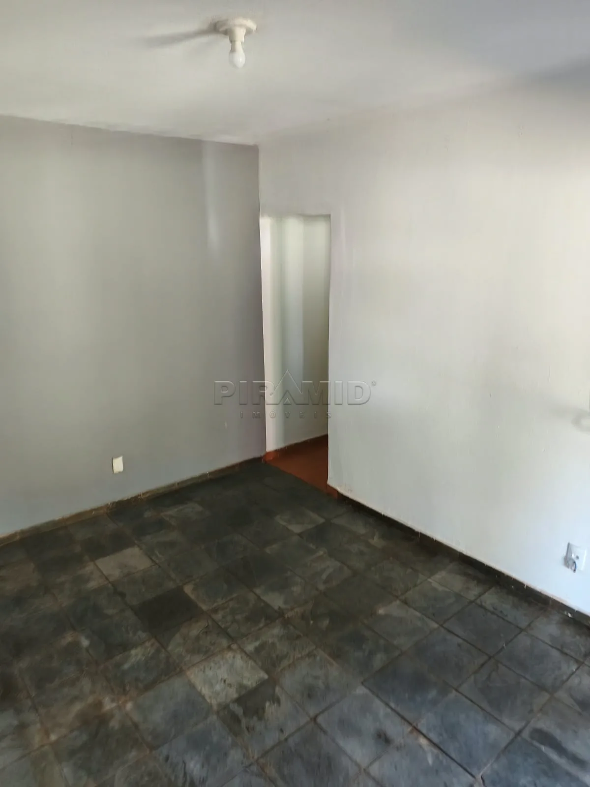 Alugar Casa / Condom&iacute;nio em Ribeir&atilde;o Preto R$ 1.600,00 - Foto 17