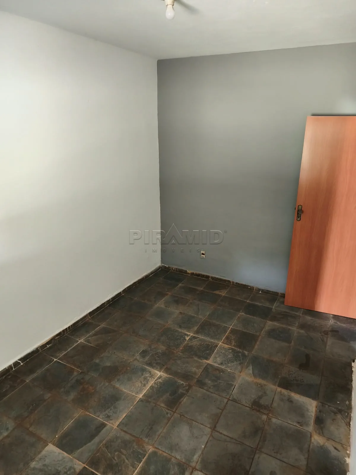 Alugar Casa / Condom&iacute;nio em Ribeir&atilde;o Preto R$ 1.600,00 - Foto 27