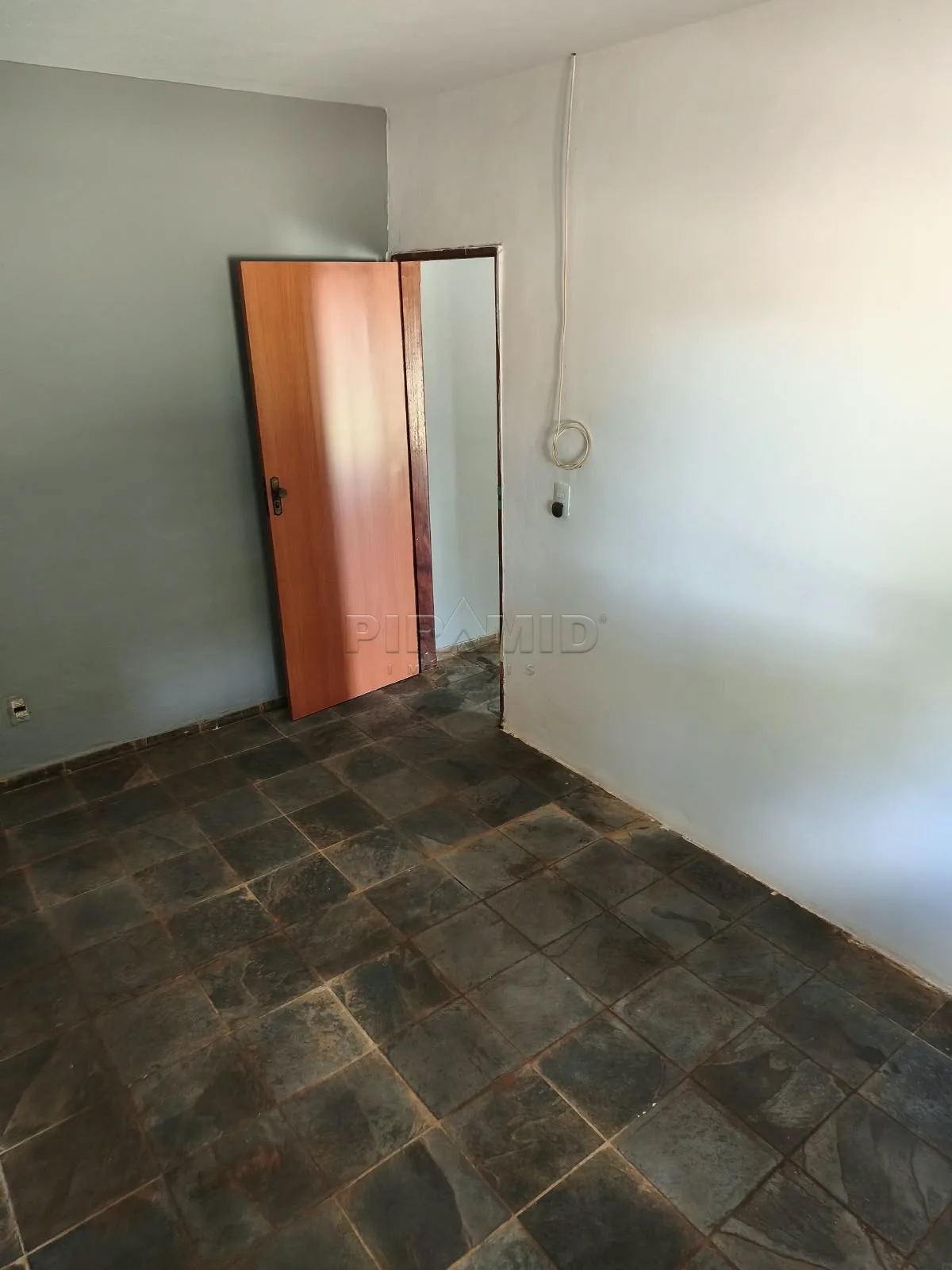 Alugar Casa / Condom&iacute;nio em Ribeir&atilde;o Preto R$ 1.600,00 - Foto 28