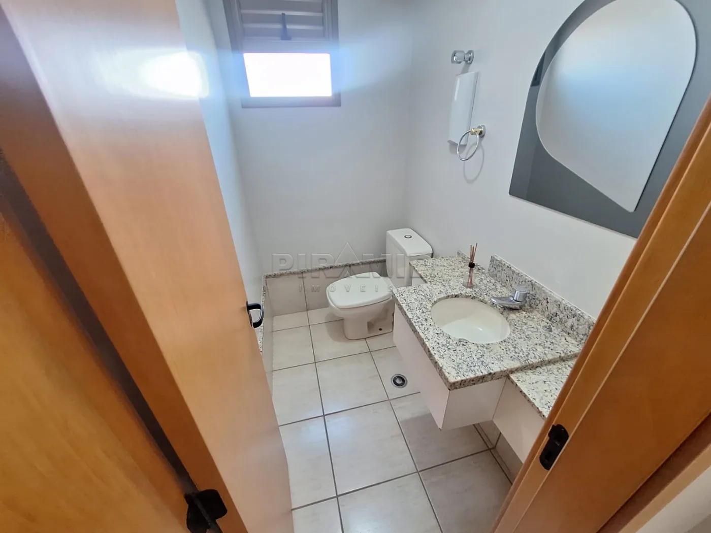 Alugar Apartamento / Padr&atilde;o em Ribeir&atilde;o Preto R$ 3.500,00 - Foto 4
