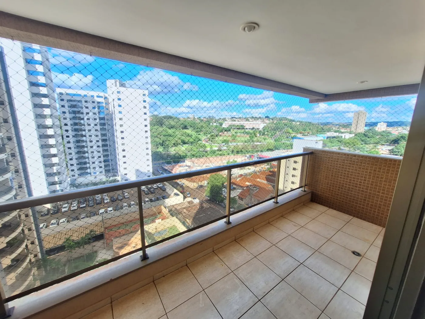 Alugar Apartamento / Padr&atilde;o em Ribeir&atilde;o Preto R$ 3.500,00 - Foto 5