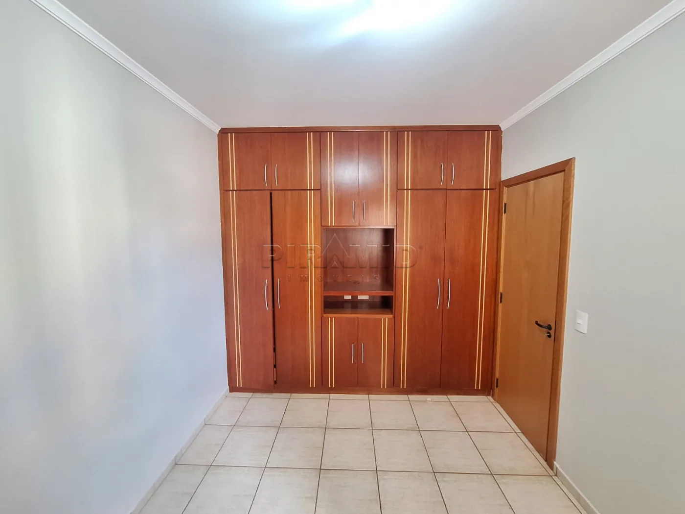 Alugar Apartamento / Padr&atilde;o em Ribeir&atilde;o Preto R$ 3.500,00 - Foto 11