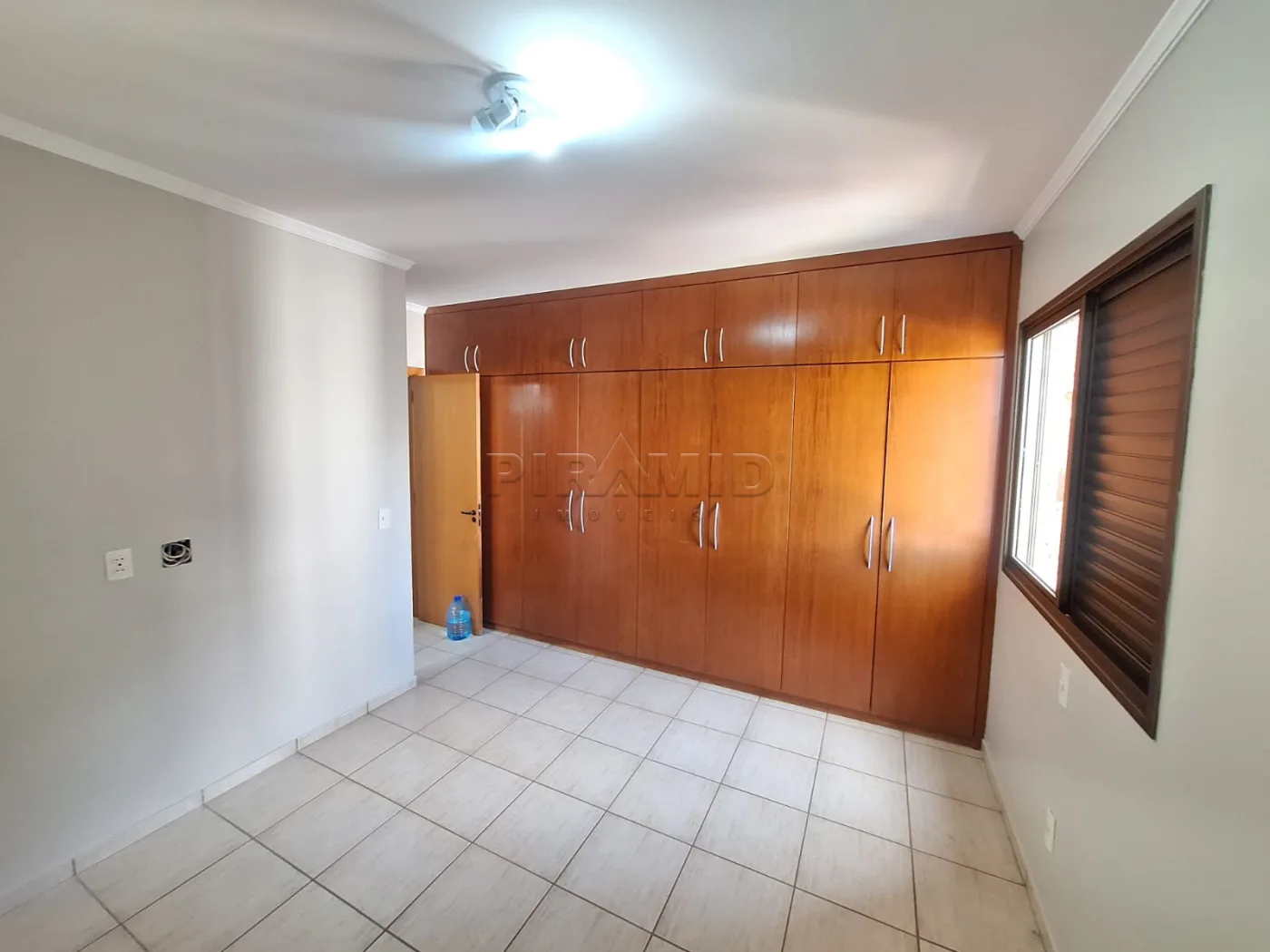 Alugar Apartamento / Padr&atilde;o em Ribeir&atilde;o Preto R$ 3.500,00 - Foto 17