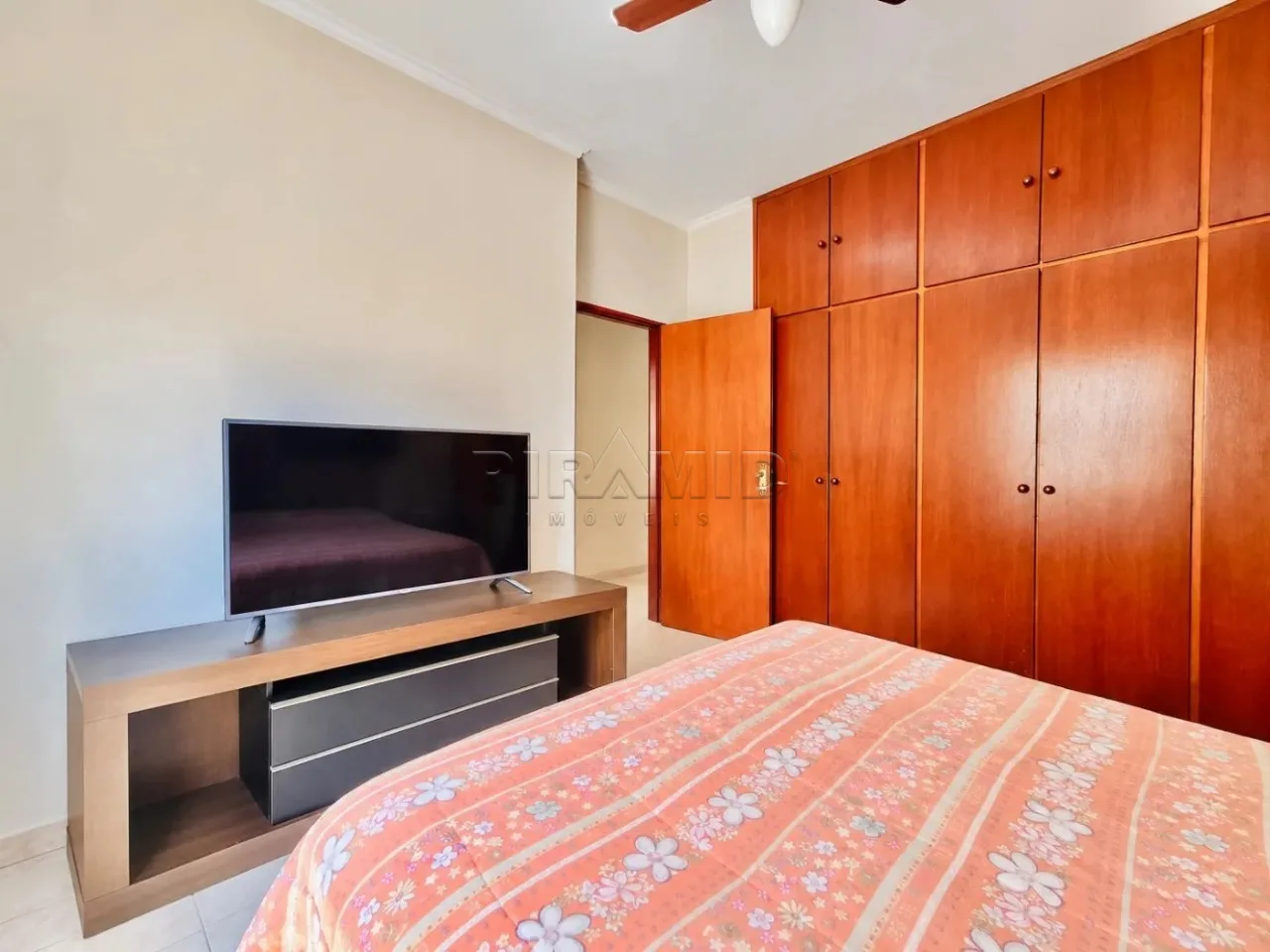 Alugar Casa / Padr&atilde;o em Ribeir&atilde;o Preto R$ 4.850,00 - Foto 18