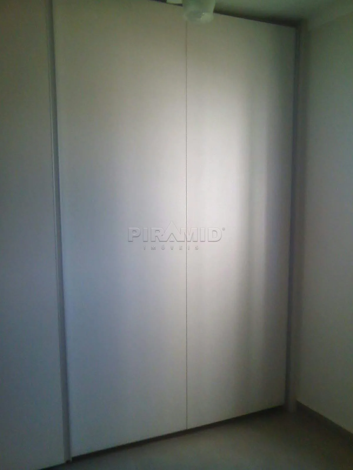 Alugar Apartamento / Padr&atilde;o em Ribeir&atilde;o Preto R$ 1.550,00 - Foto 11