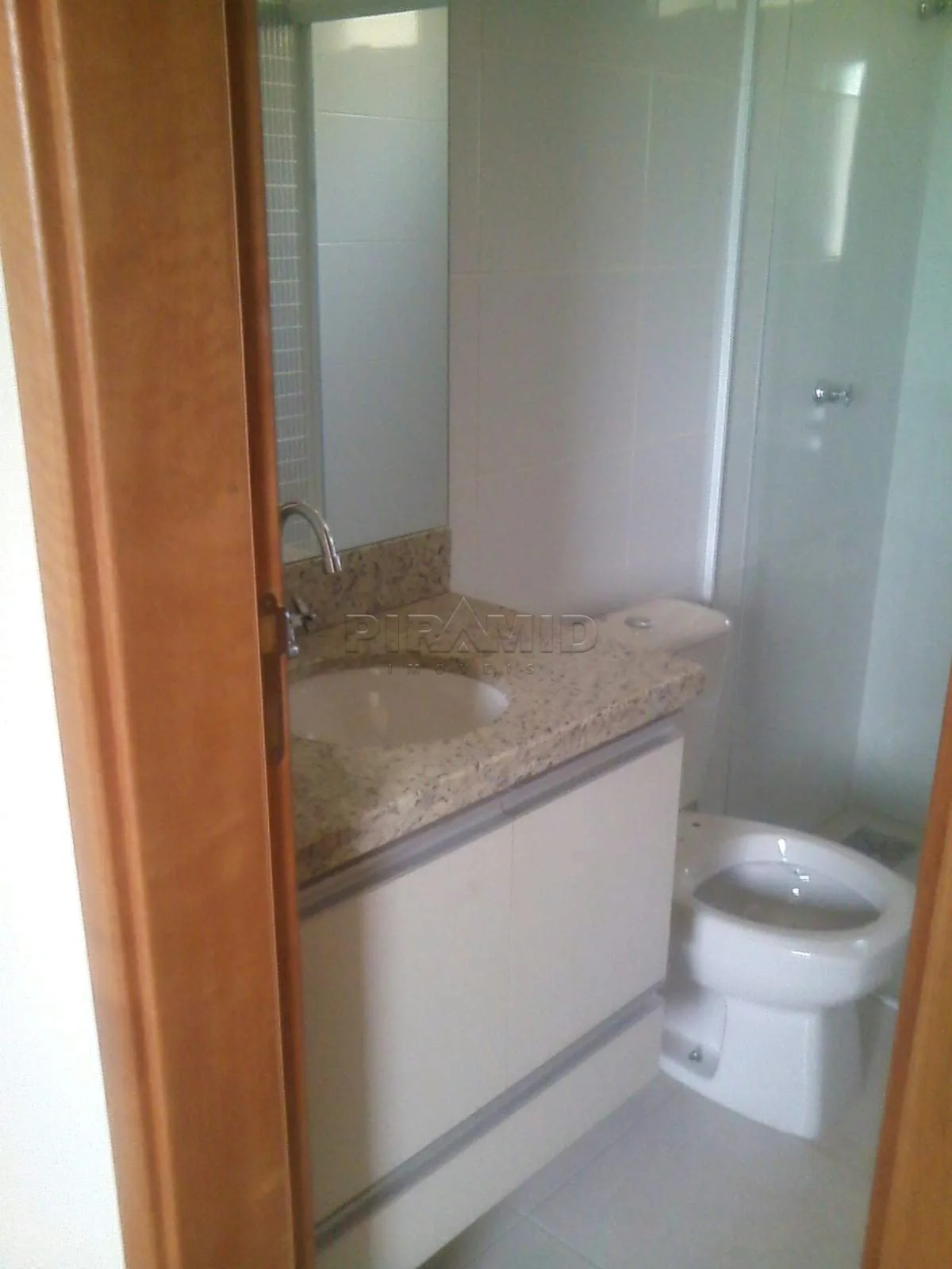 Alugar Apartamento / Padr&atilde;o em Ribeir&atilde;o Preto R$ 1.550,00 - Foto 12