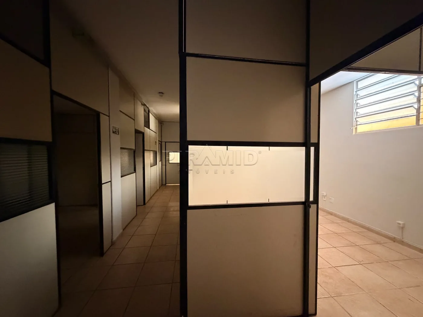 Alugar Comercial / Galp&atilde;o  Barrac&atilde;o em Ribeir&atilde;o Preto R$ 30.000,00 - Foto 5