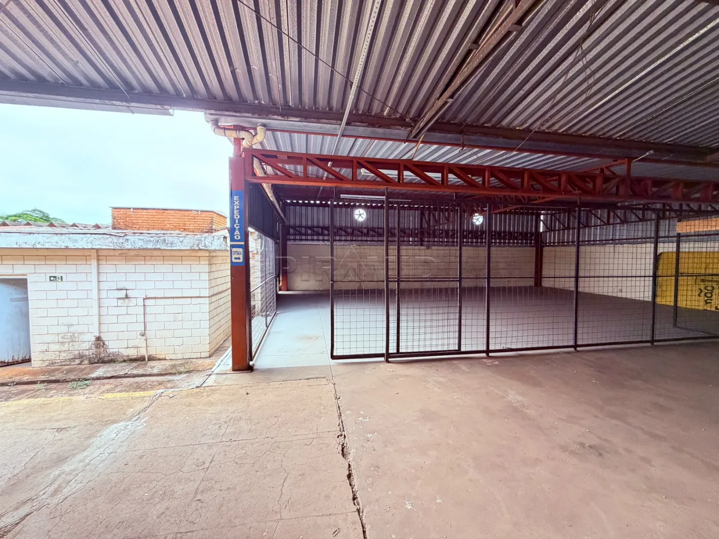 Alugar Comercial / Galp&atilde;o  Barrac&atilde;o em Ribeir&atilde;o Preto R$ 30.000,00 - Foto 13
