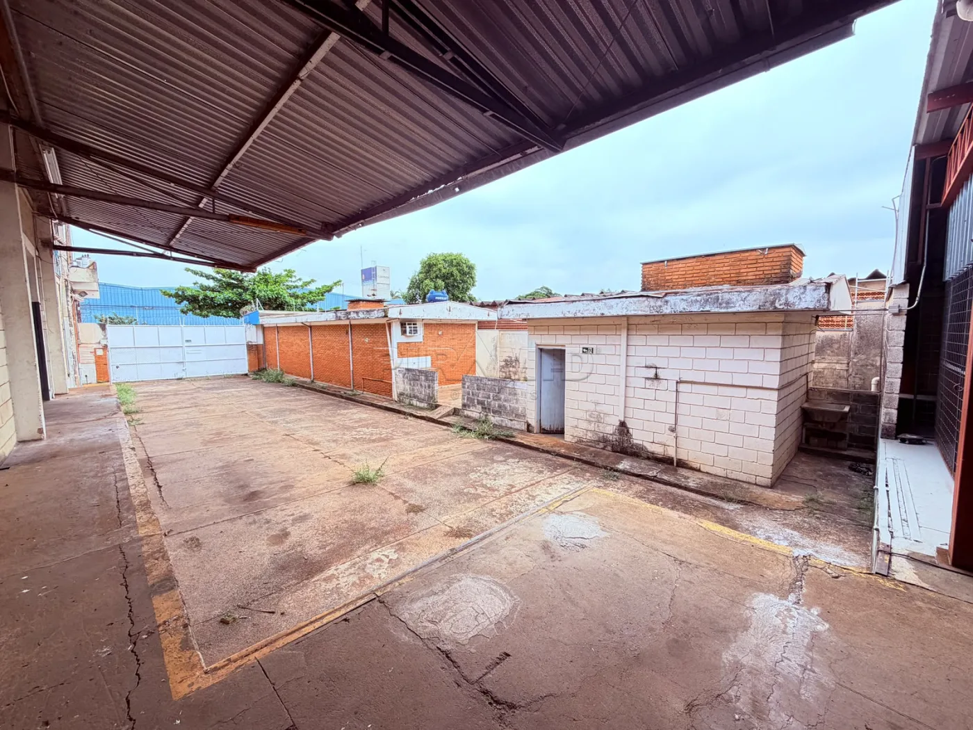 Alugar Comercial / Galp&atilde;o  Barrac&atilde;o em Ribeir&atilde;o Preto R$ 30.000,00 - Foto 17