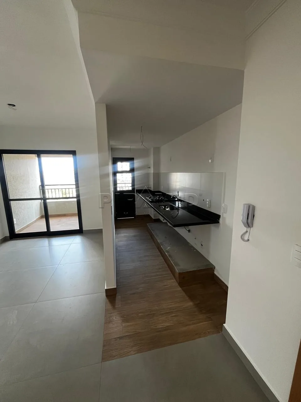 Alugar Apartamento / Padr&atilde;o em Ribeir&atilde;o Preto R$ 3.300,00 - Foto 5