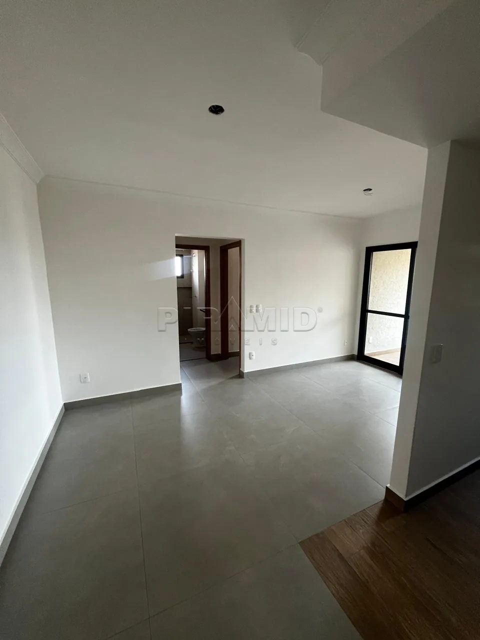 Alugar Apartamento / Padr&atilde;o em Ribeir&atilde;o Preto R$ 3.300,00 - Foto 1