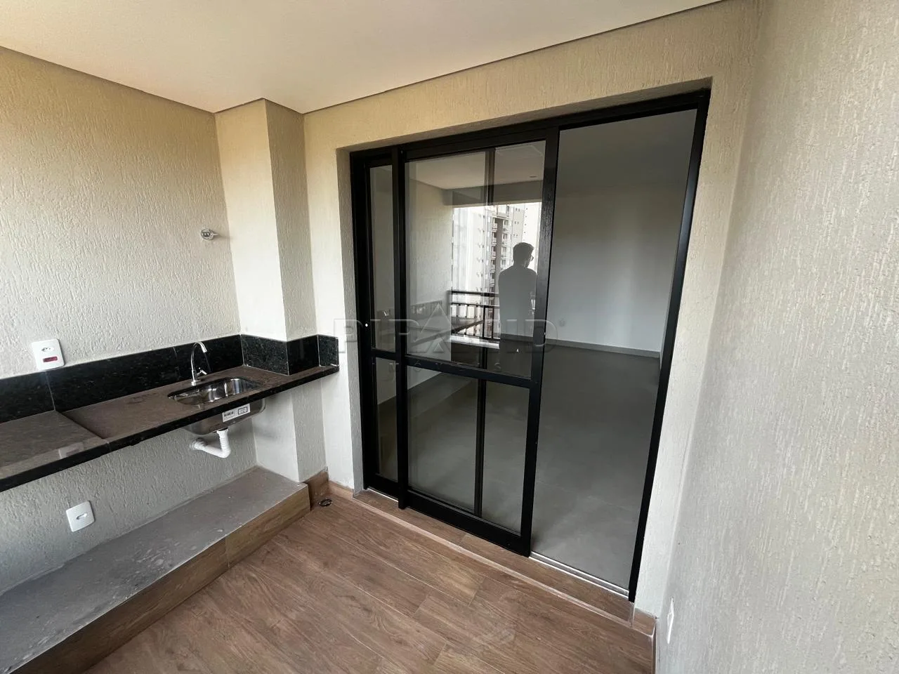 Alugar Apartamento / Padr&atilde;o em Ribeir&atilde;o Preto R$ 3.300,00 - Foto 3