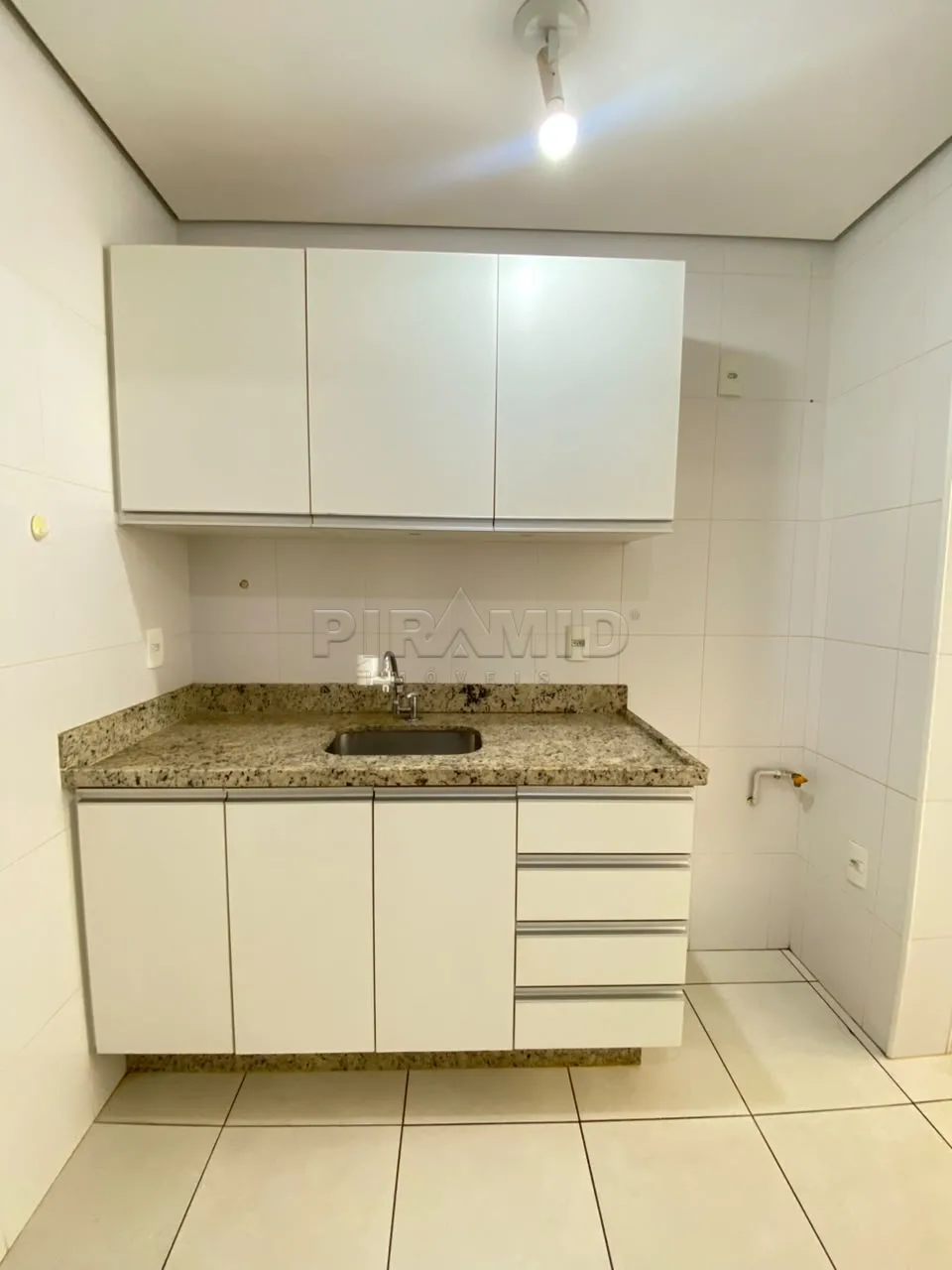 Alugar Apartamento / Padr&atilde;o em Ribeir&atilde;o Preto R$ 2.500,00 - Foto 14