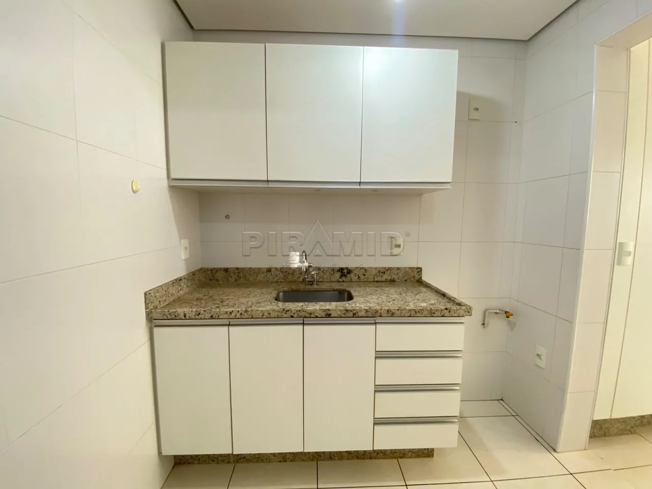 Alugar Apartamento / Padr&atilde;o em Ribeir&atilde;o Preto R$ 2.500,00 - Foto 17