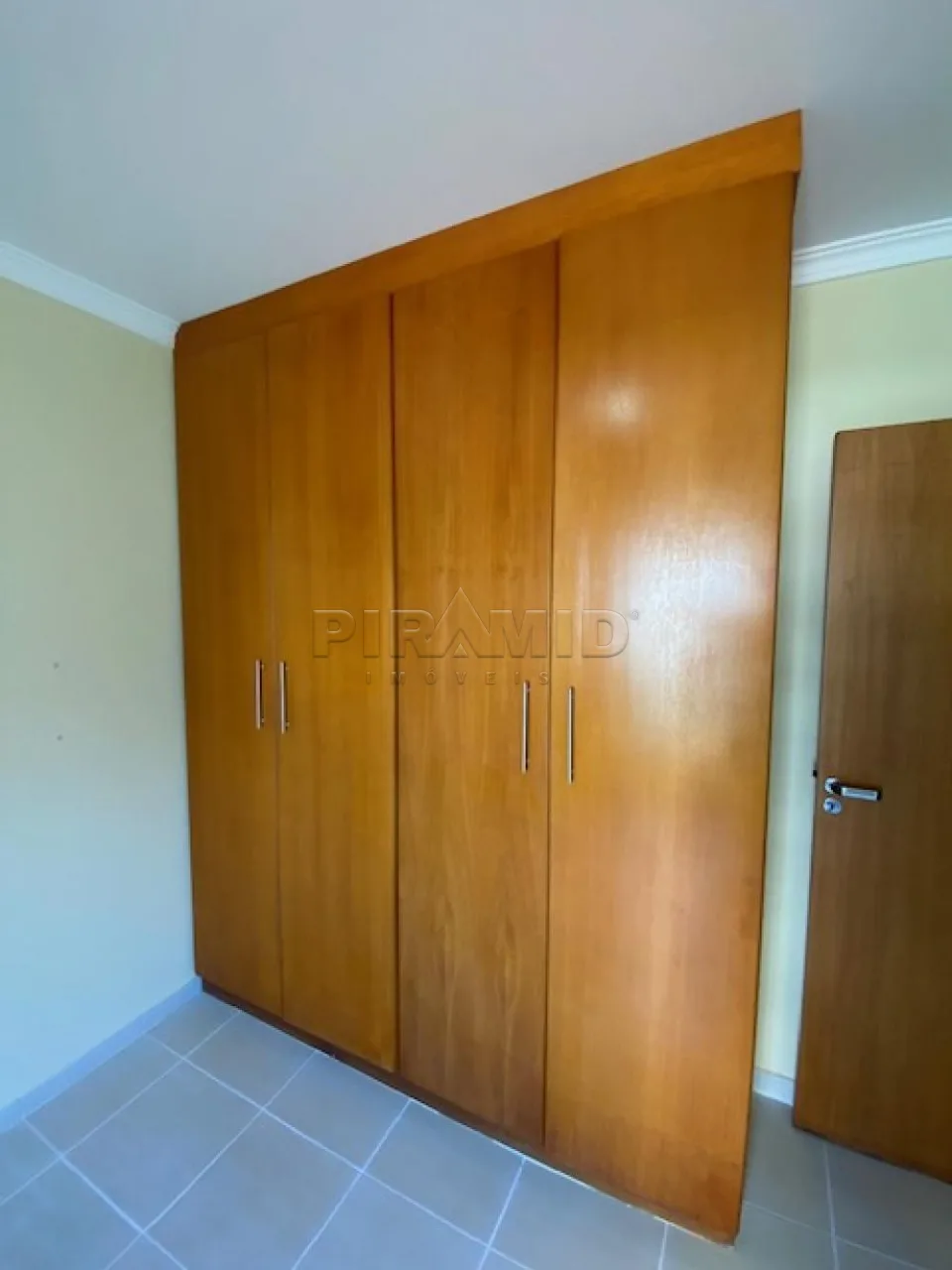 Alugar Apartamento / Padr&atilde;o em Ribeir&atilde;o Preto R$ 3.000,00 - Foto 13