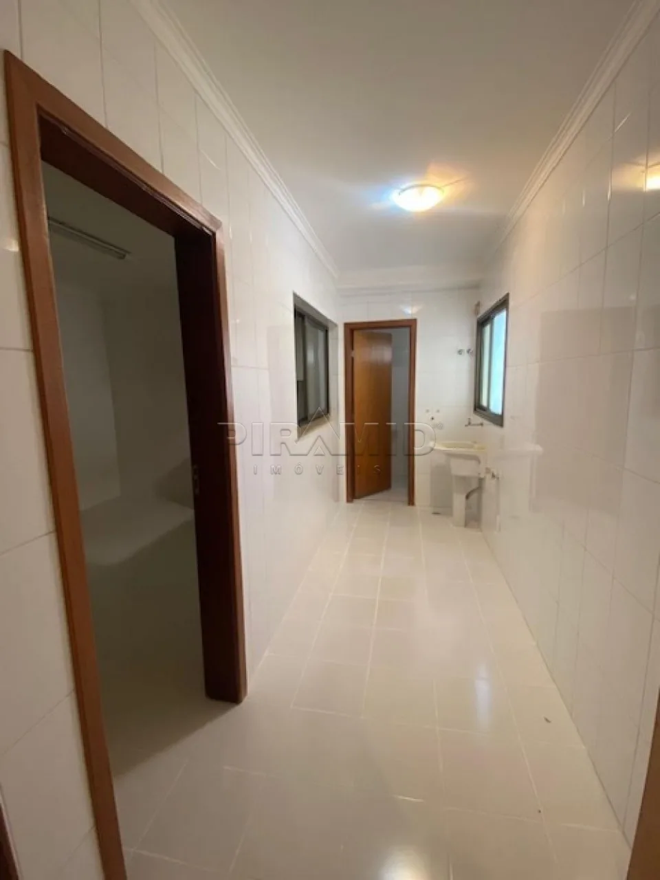 Alugar Apartamento / Padr&atilde;o em Ribeir&atilde;o Preto R$ 3.000,00 - Foto 20