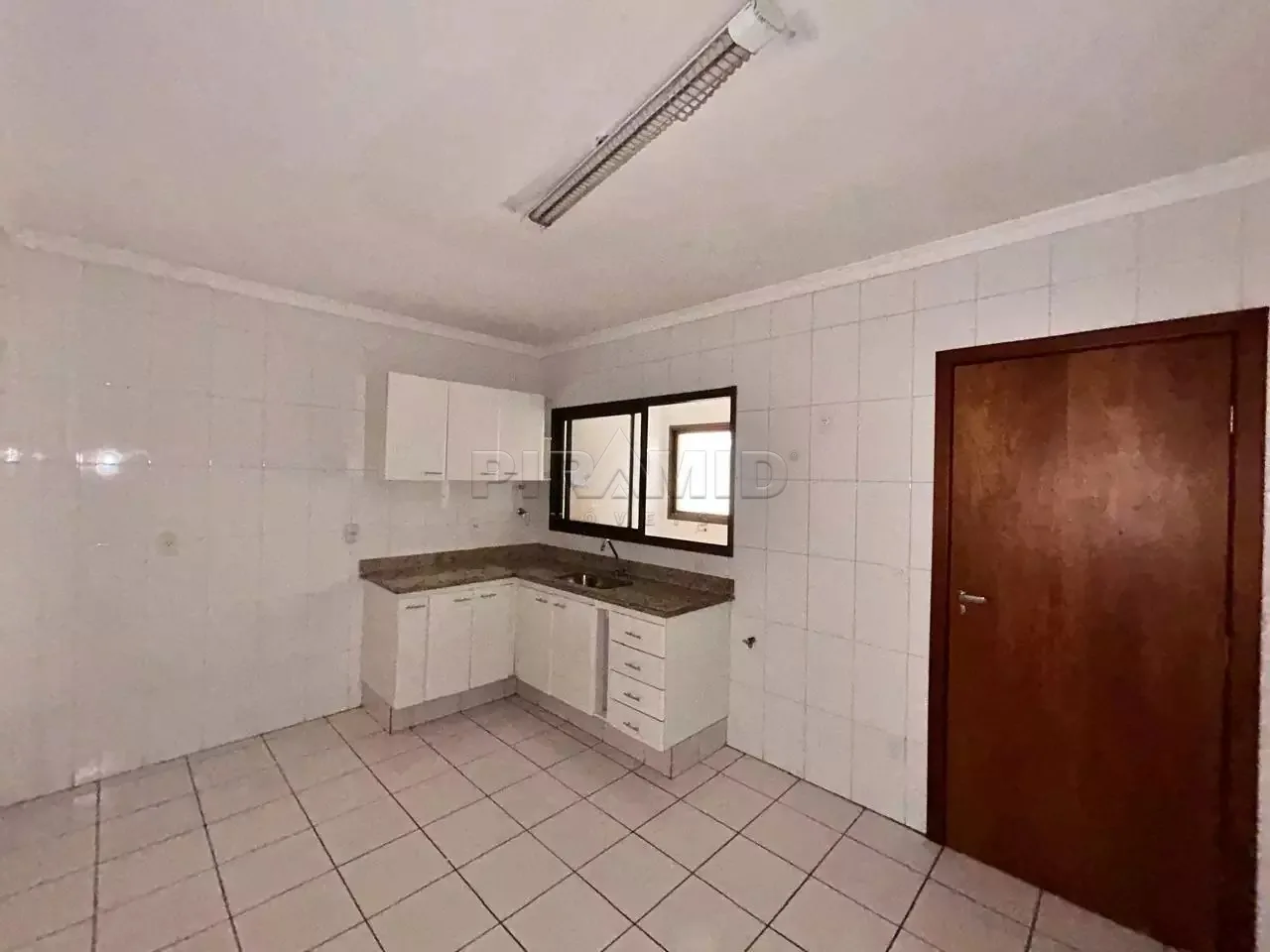 Alugar Apartamento / Padr&atilde;o em Ribeir&atilde;o Preto R$ 2.200,00 - Foto 6