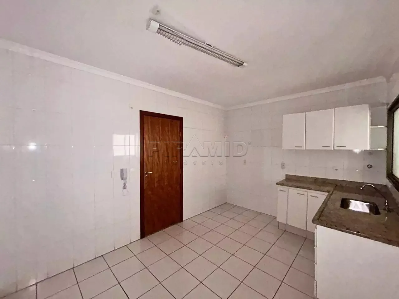 Alugar Apartamento / Padr&atilde;o em Ribeir&atilde;o Preto R$ 2.200,00 - Foto 7