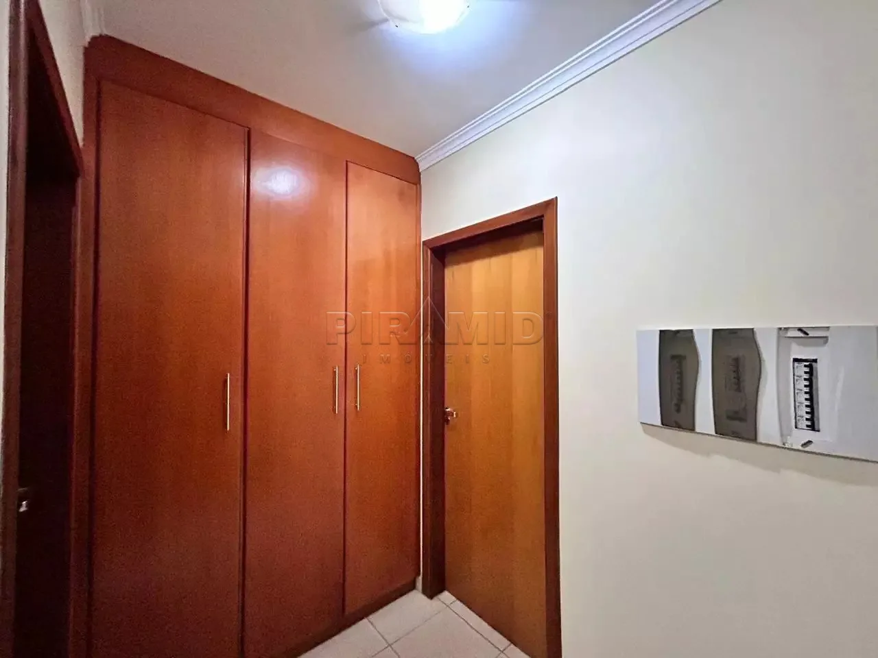 Alugar Apartamento / Padr&atilde;o em Ribeir&atilde;o Preto R$ 2.200,00 - Foto 15