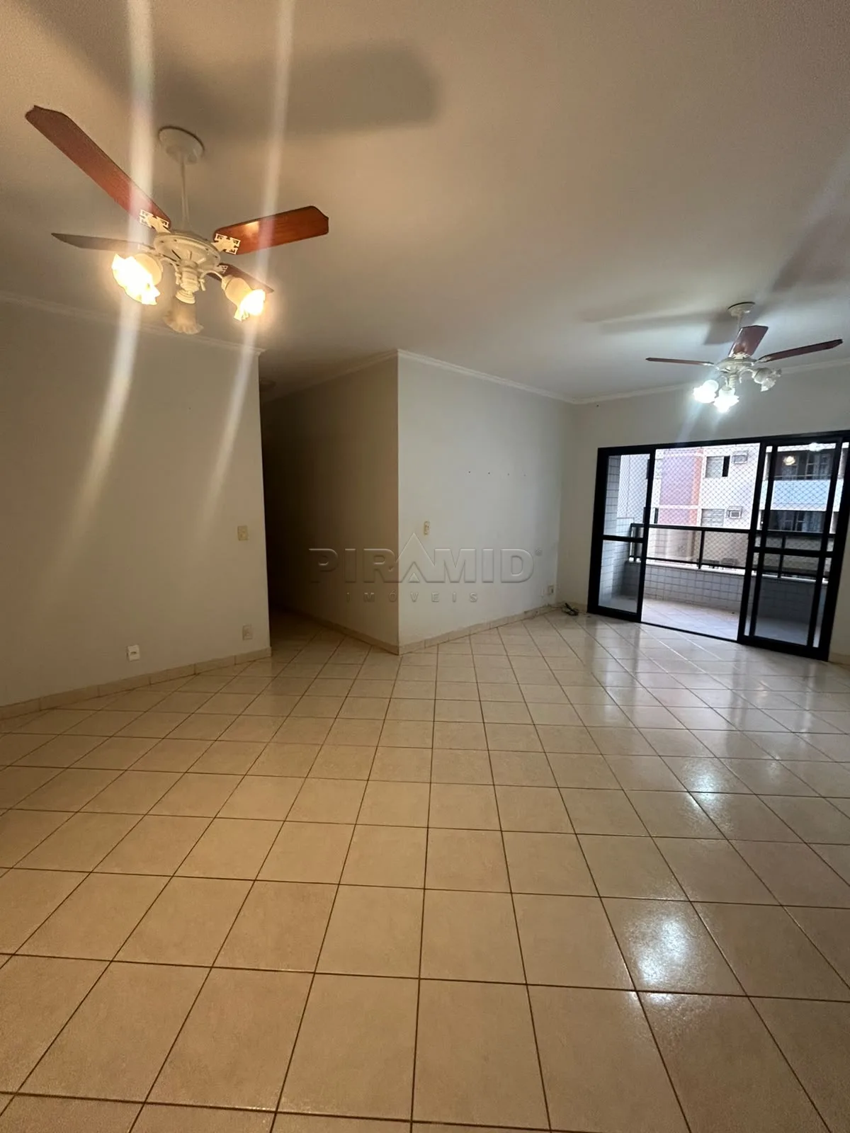 Alugar Apartamento / Padr&atilde;o em Ribeir&atilde;o Preto R$ 2.400,00 - Foto 1