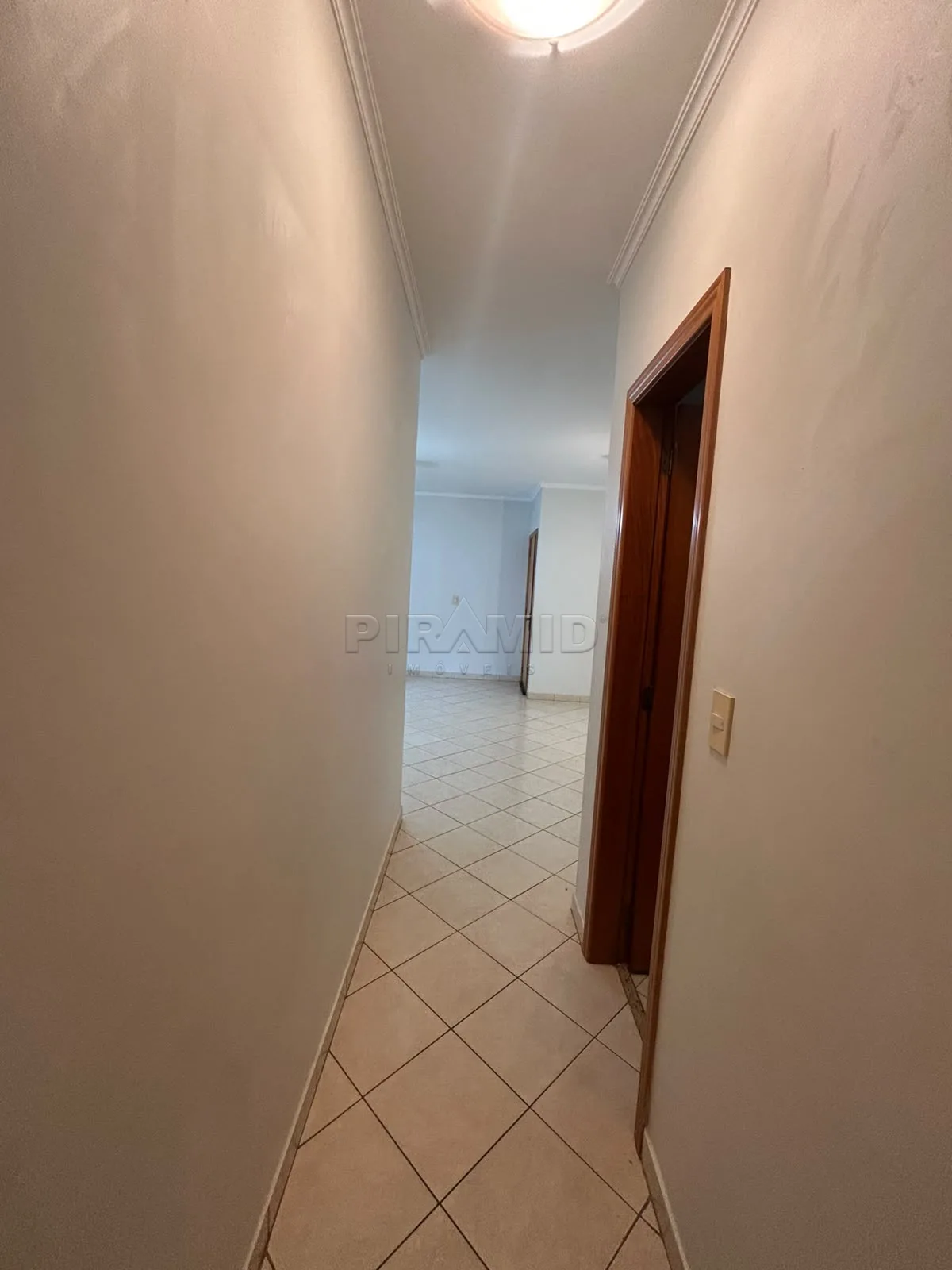 Alugar Apartamento / Padr&atilde;o em Ribeir&atilde;o Preto R$ 2.400,00 - Foto 7